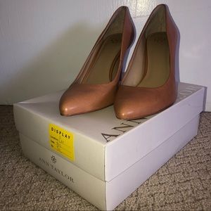 Ann Taylor Kenzie Leather Pumps